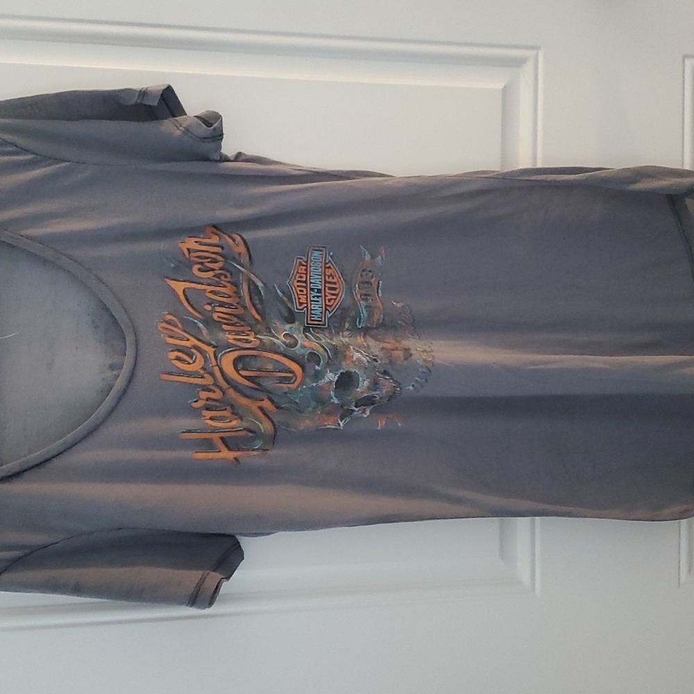 Ladies Harley Davidson shirt